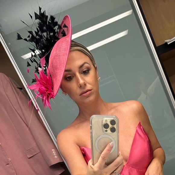 Pink Derby fascinator - Picture 7 of 7